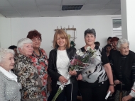 Кметът на София Йорданка Фандъкова се срещна с живеещите в  Дом за възрастни хора ?Дълголетие“